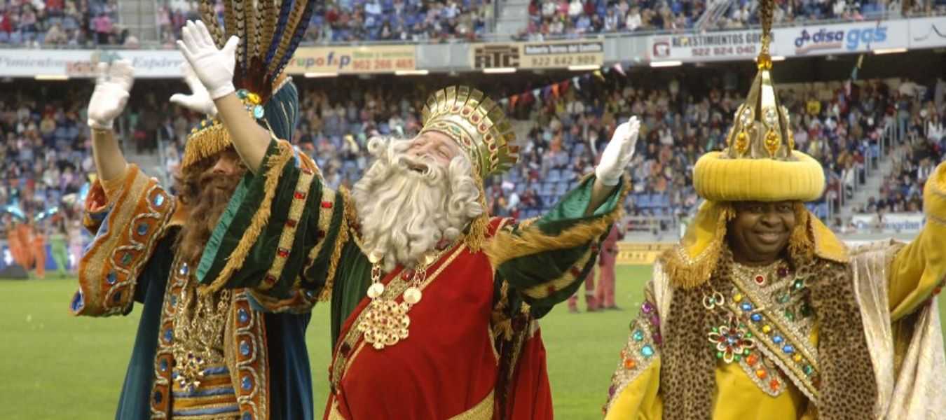 La magia de los Reyes Magos inunda hoy Canarias