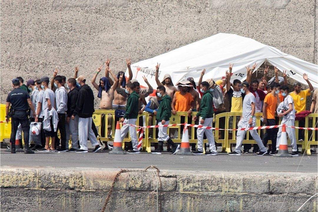 inmmigracion rescate cayuco