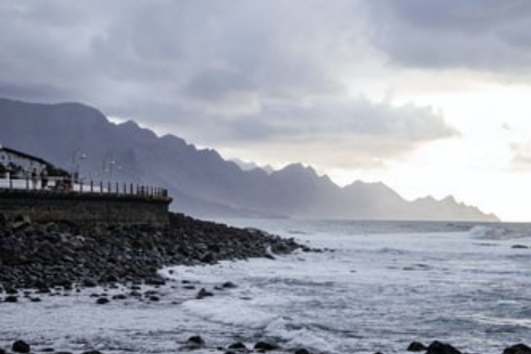 La Aemet vigila de cerca la formación del ciclón tropical en el Atlántico. /AH