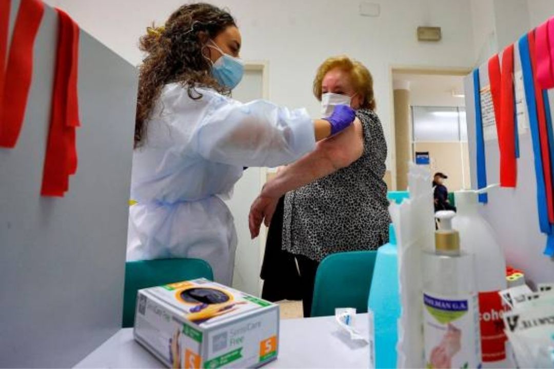 efe covid gripe vacuna