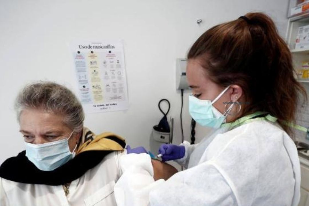 gripe vacuna covid mascarilla efe