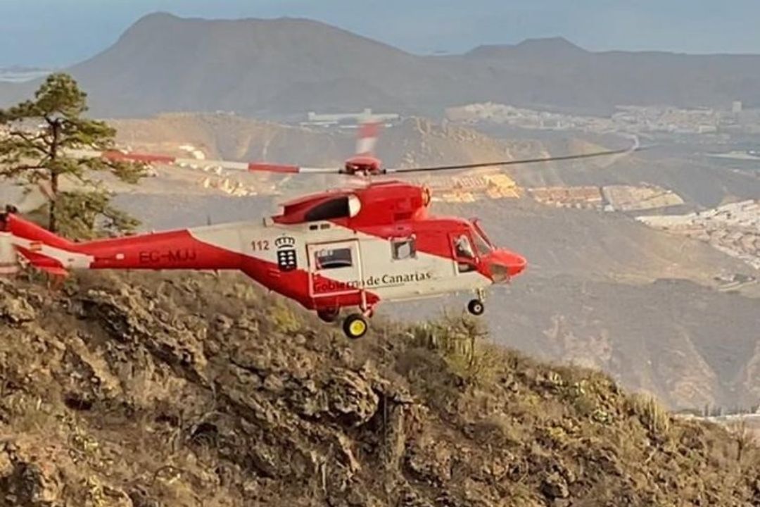 helicoptero GES rescate paraoentista