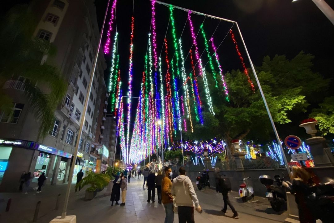 Imagen de Santa Cruz en navidad./