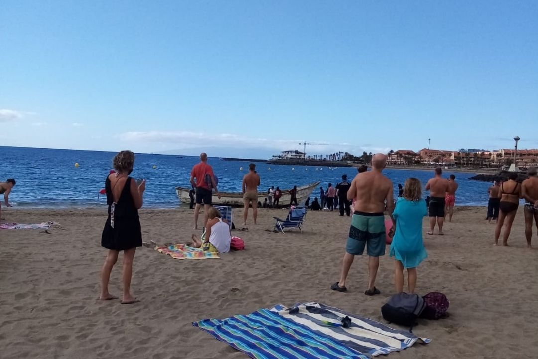 inmigrantes las vistas playa tenerife)