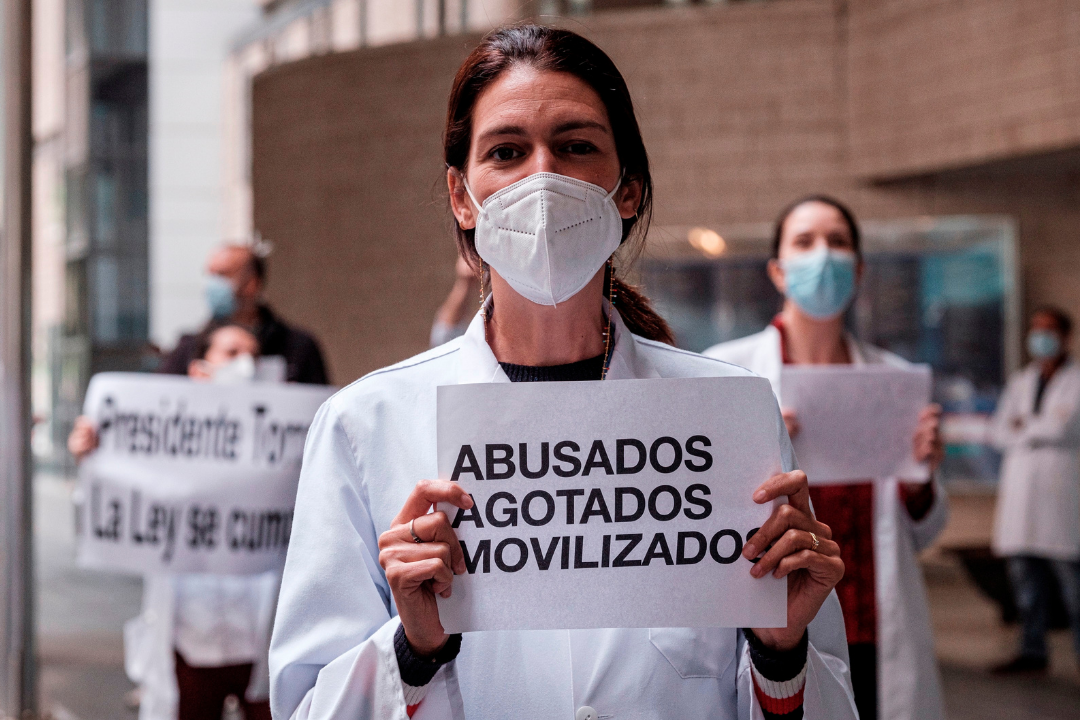 Sanitarios en huelga. / EFE Sanitarios en huelga. / EFE