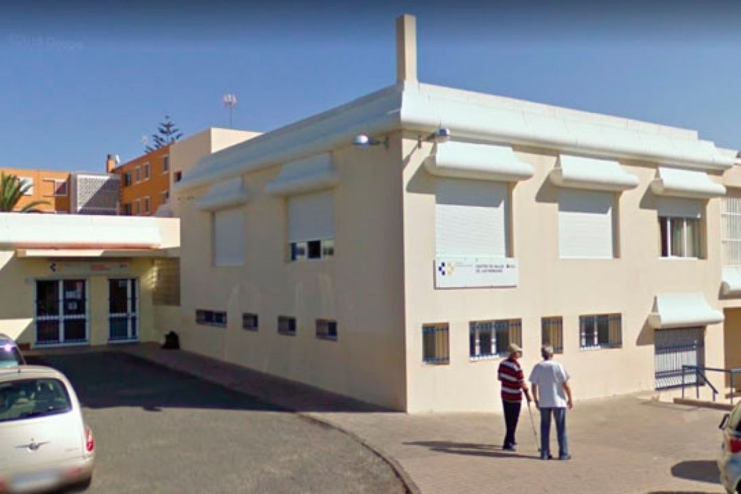 centro de salud las remudas