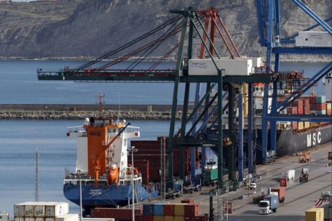 El precio del gasóleo afecta a 700 pesqueros canarios y 10.000 empleos