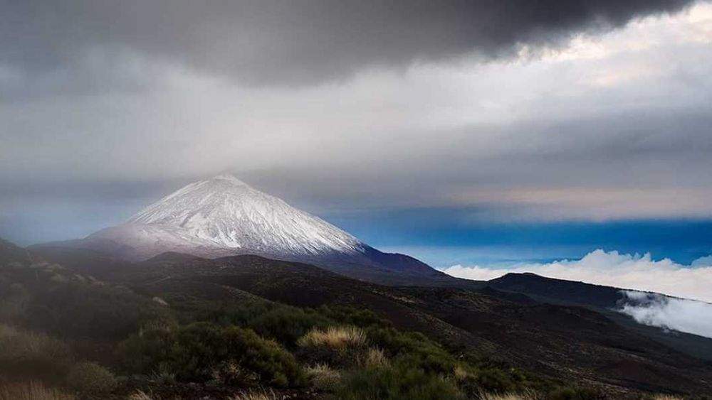 El Teide se viste de blanco