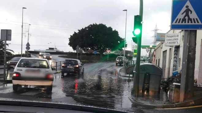 Inundaciones tras un temporal en Santa Cruz de Tenerife./ Archivo
