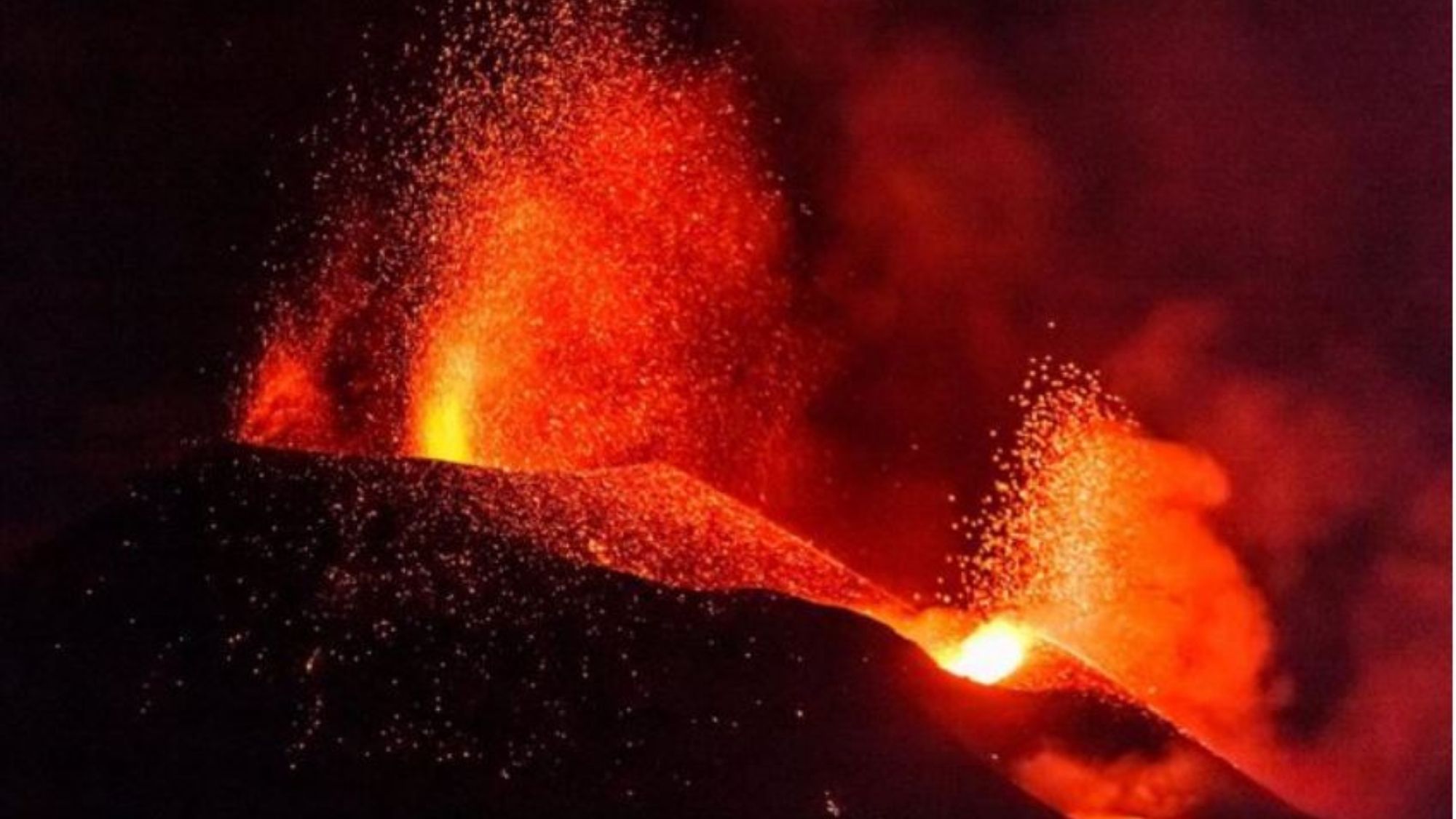 Volcán de La Palma en erupción. / Europa Press