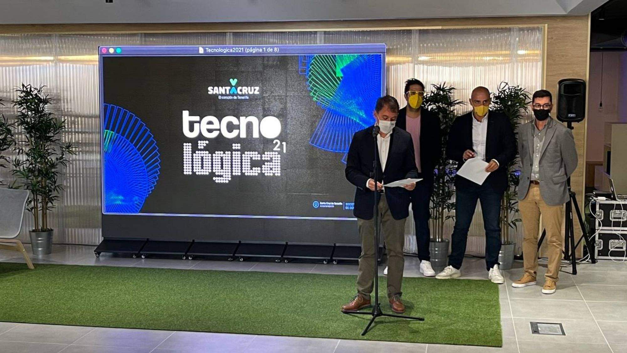 El alcalde de Santa Cruz de Tenerife, José Manuel Bermúdez. tomas la palabra en la presentación de la X edición de Tecnológica Santa Cruz. / @tecnocones