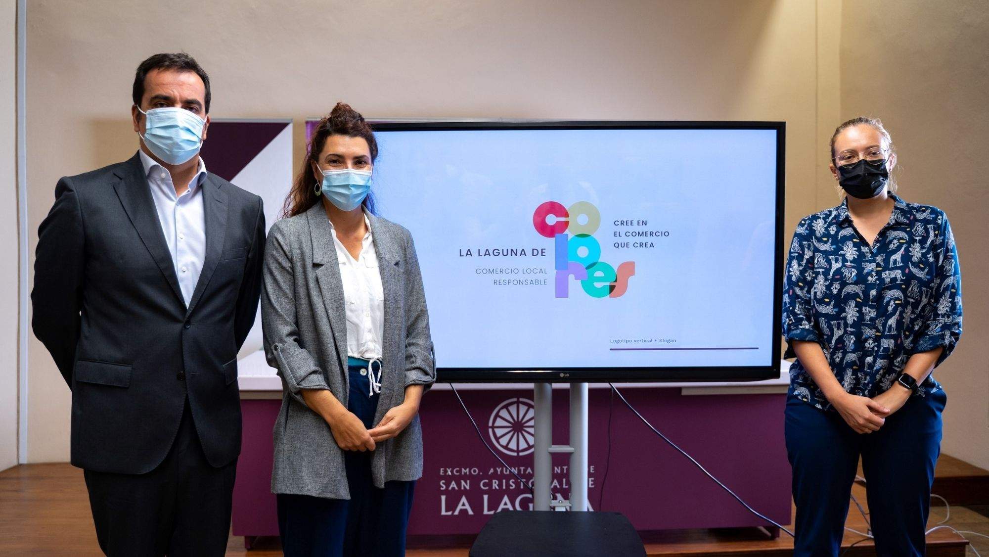David Mille Pomposo, María José Roca y María Castañeda Rudersdorf presentaron la marca La Laguna de Colores. / Cedida