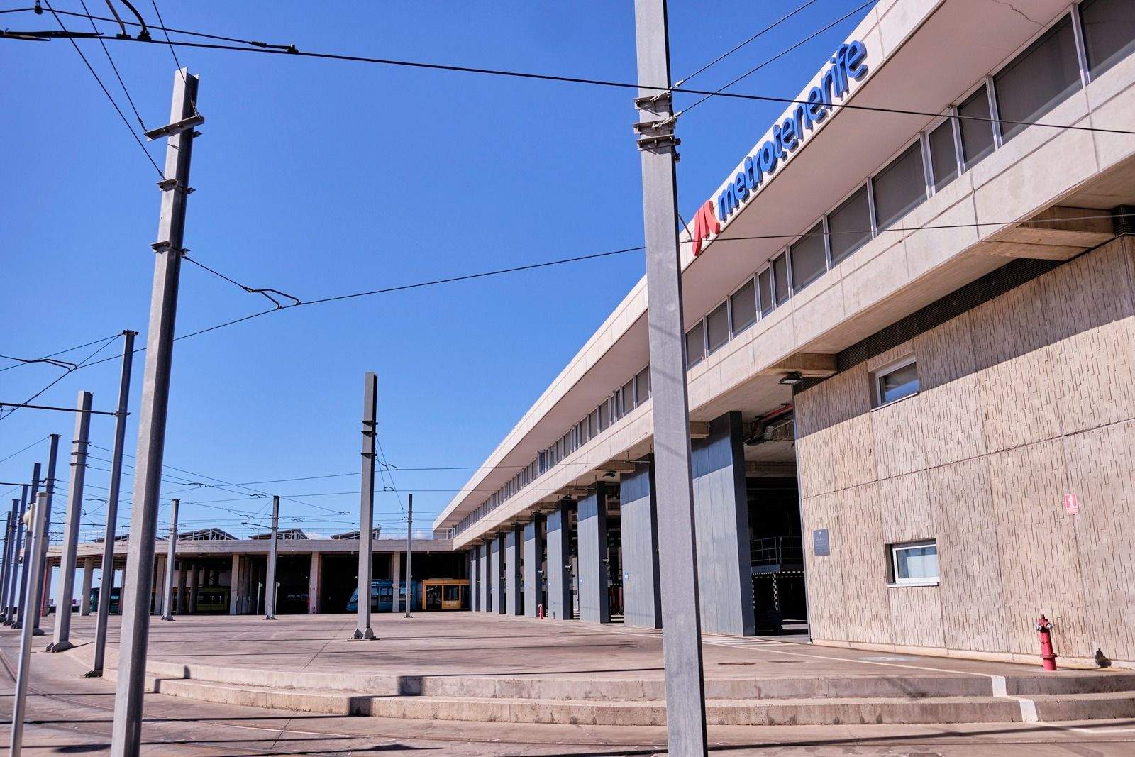 Instalaciones de Metropolitano de Tenerife, una de las empresas públicas que fueron estafadas./ Metrotenerife Instalaciones de Metropolitano de Tenerife, una de las empresas públicas que fueron estafadas./ Metrotenerife