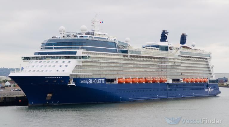 El crucero Celebrity Silhouette, el primero llegado en esta temporada invernal a Canarias./ Vesselfinder.com