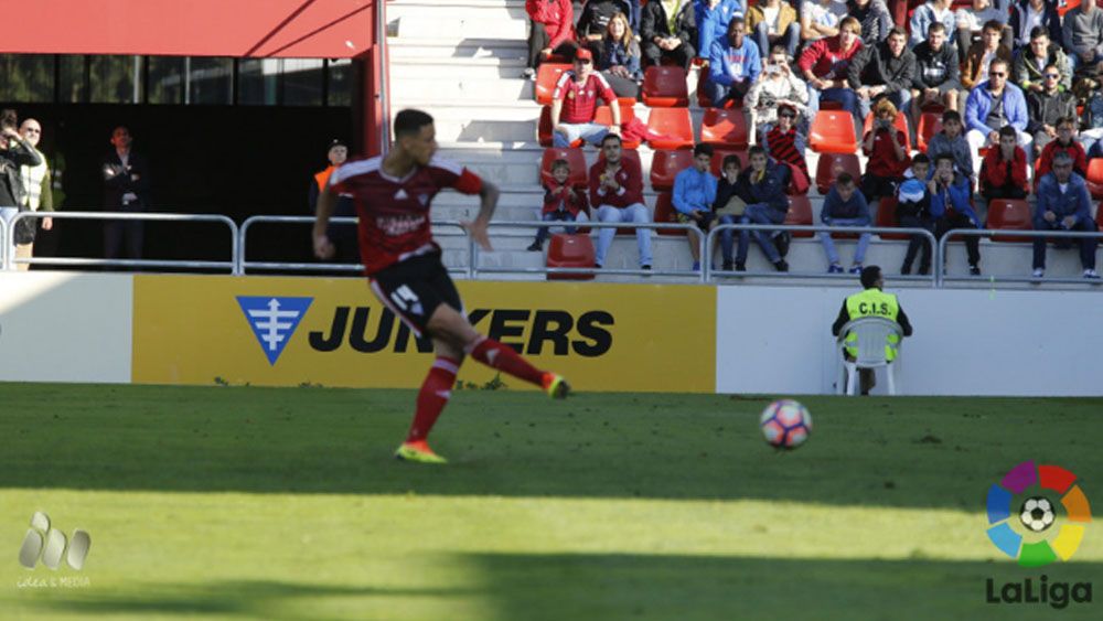 maikel-mesa-cd-mirandes-penalti