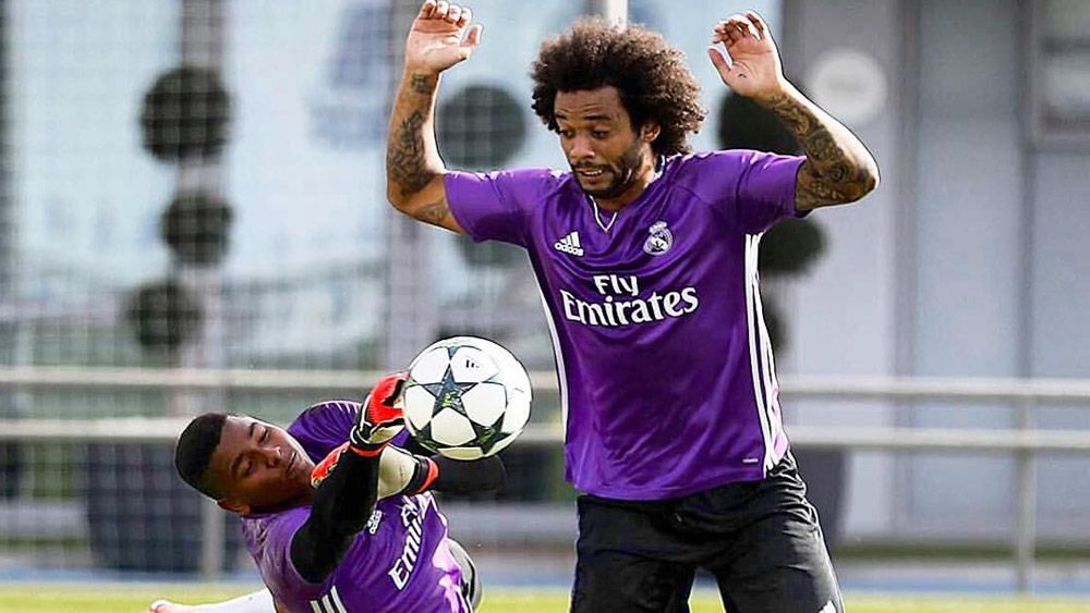 mohamed-wade-con-marcelo-real-madrid