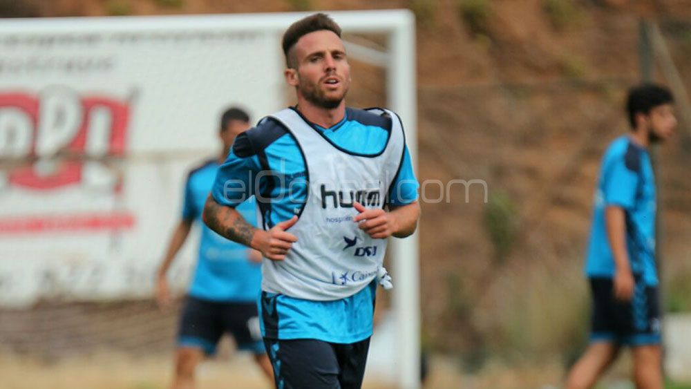 aaron-niguez-cd-tenerife-liga-123
