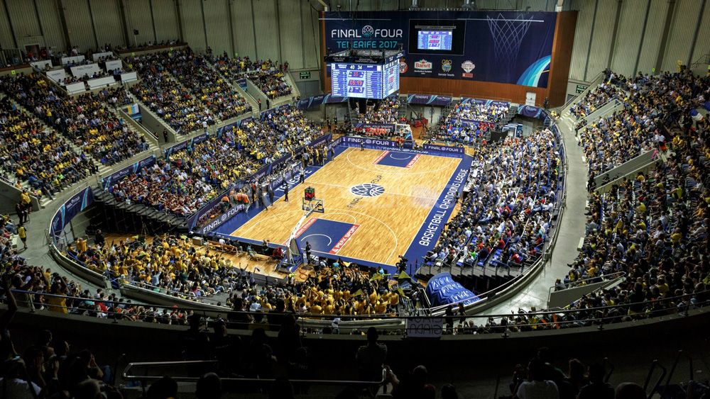 El CB Canarias empieza una ilusionante temporada que promete llevar la emoción del mejor baloncesto al Santiago Martín./ CB Canarias.