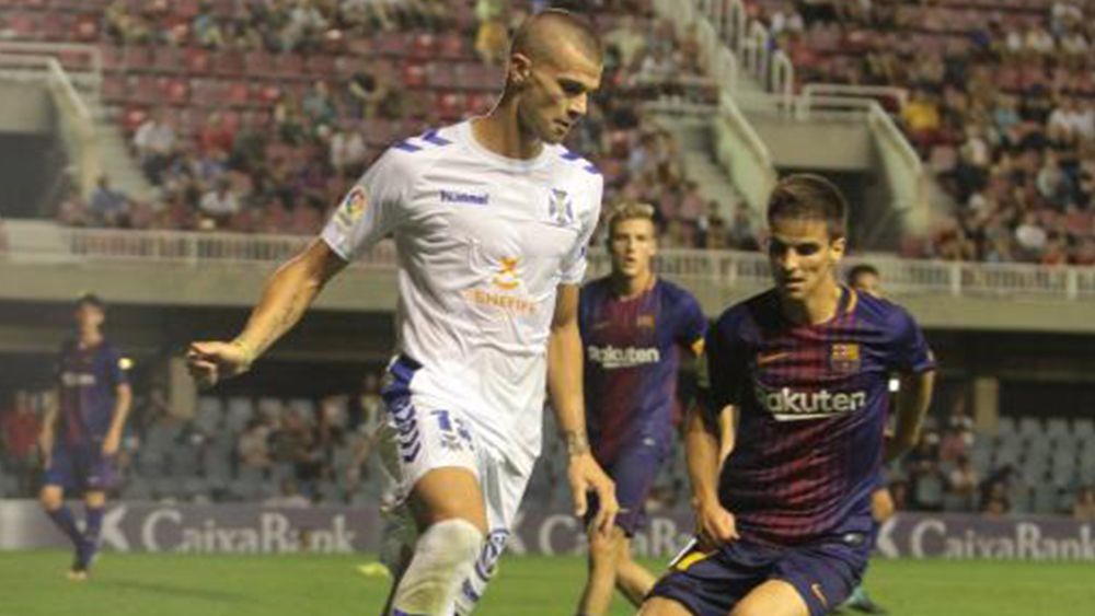 Longo en su debut con el Tenerife