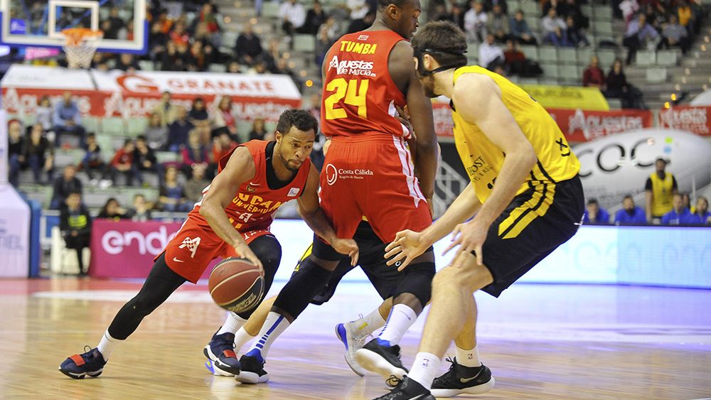 Tobey defiende en Murcia