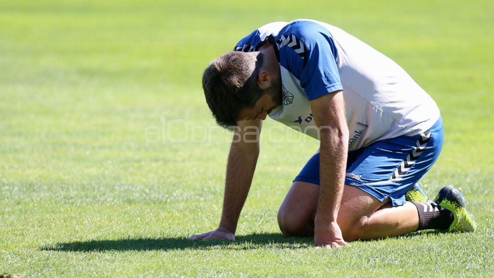 cd tenerife aitor sanz lesión