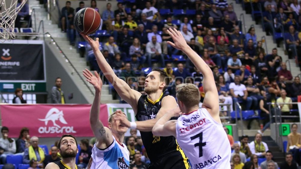 Ponitka ante Obraoiro