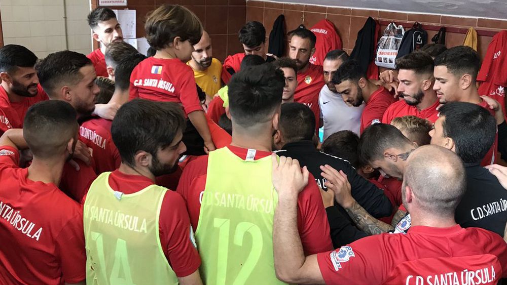 Santa úrsula vestuario