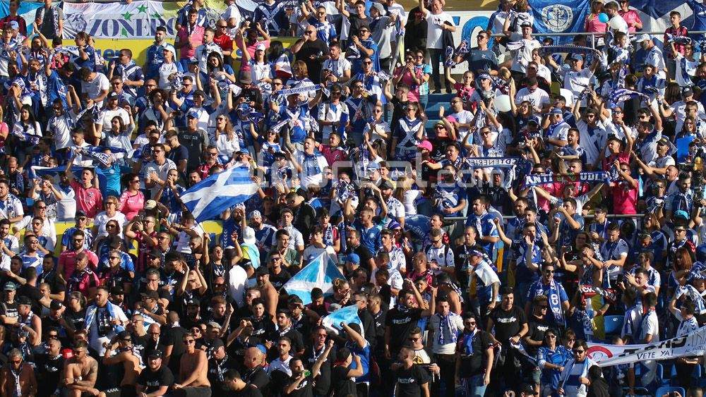 Afición del CD Tenerife en Las Palmas