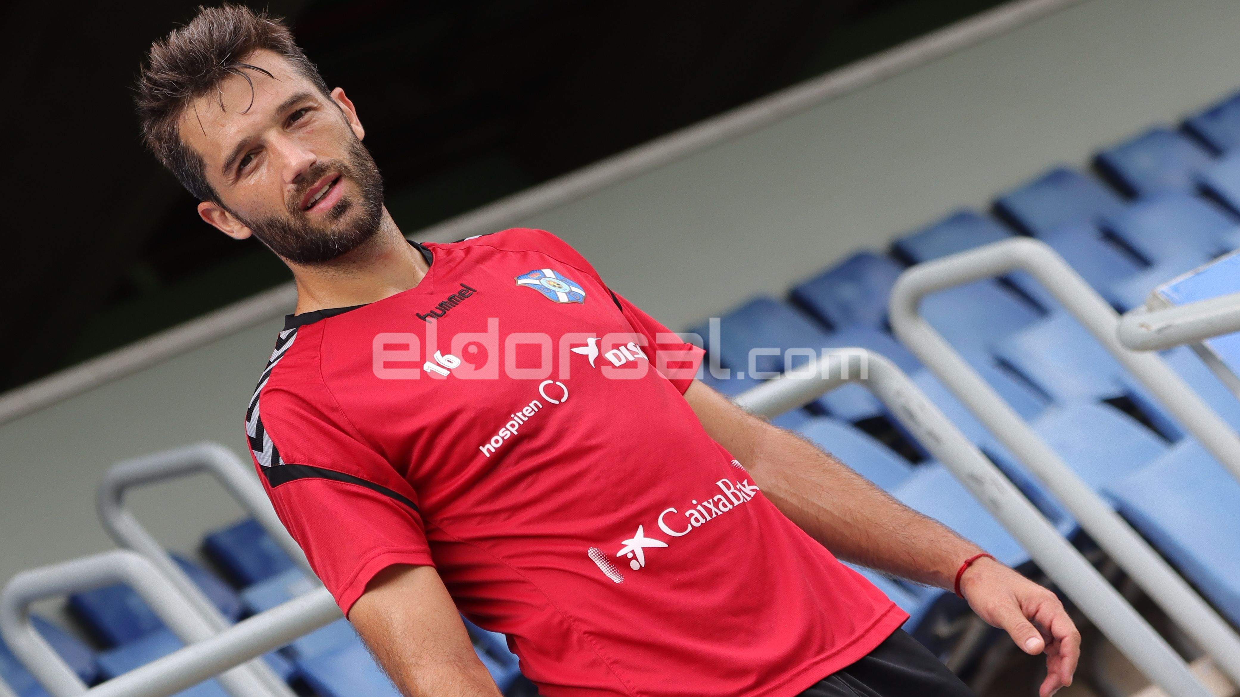 Aitor Sanz, jugador del CD Tenerife. / @jacfotografo