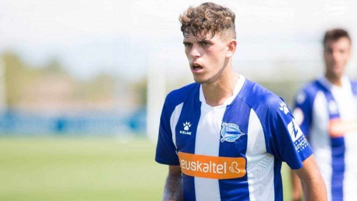 El tinerfeño Javi López jugará en el primer equipo del Deportivo Alavés
