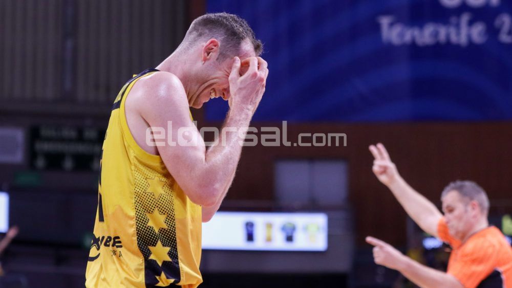 Marcelinho Huertas se lamenta Iberostar Tenerife