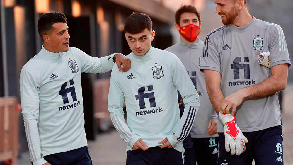 pedri entrenamiento seleccion