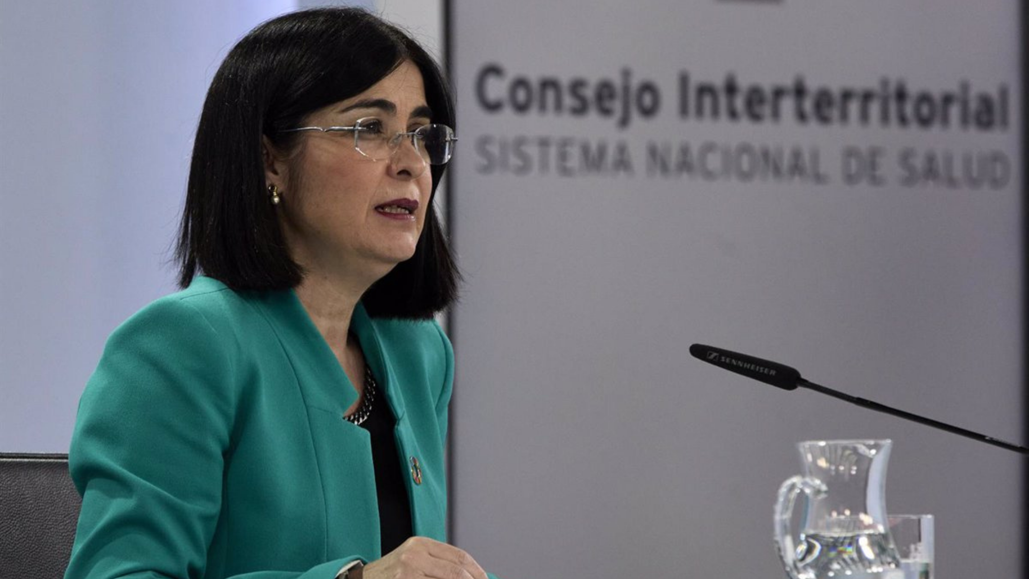 La ministra de Sanidad, Carolina Darias, durante una rueda de prensa. / Europa Press 