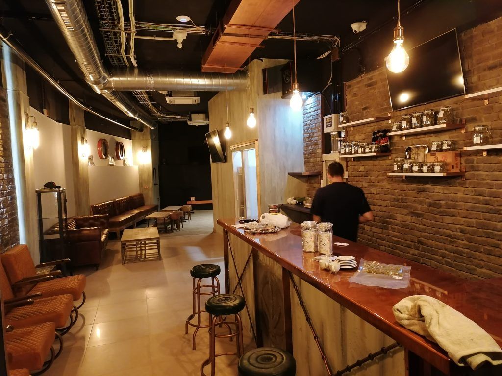 Interior de uno de los clubes cannábicos del Archipiélago./ Tenerifegurú.com