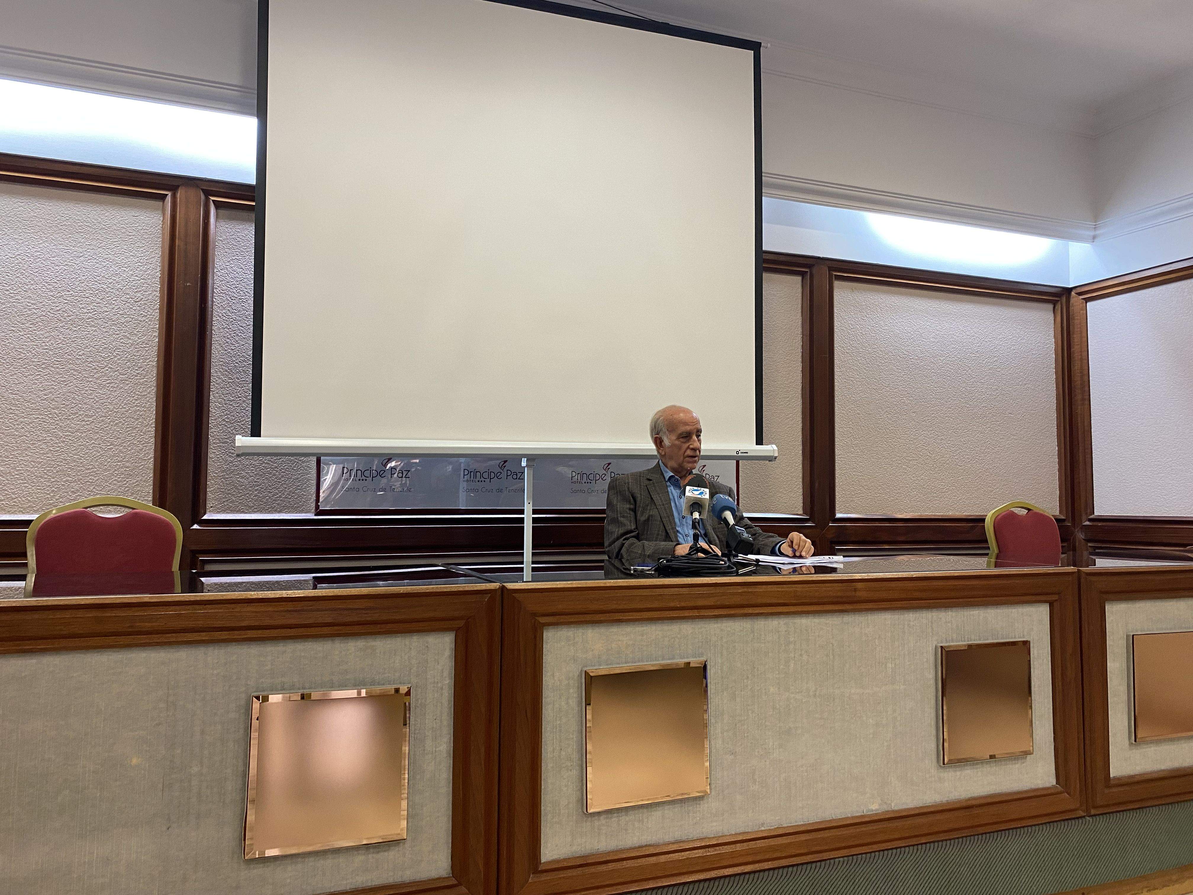 José Luis Langa González, letrado y presidente de la Plataforma Canaria de Afectados por La Ley de Costas. / Atlántico Hoy