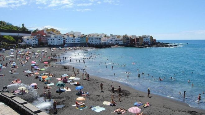 Vista de Playa Jardín, en Puerto de la Cruz./ Tenerifeplayas.com