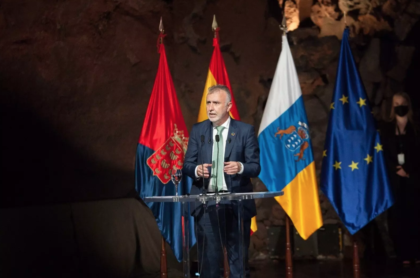 El presidente de Canarias, Ángel Víctor Torres, anuncia el Pacto de los Jameos./ Gobierno de Canarias.