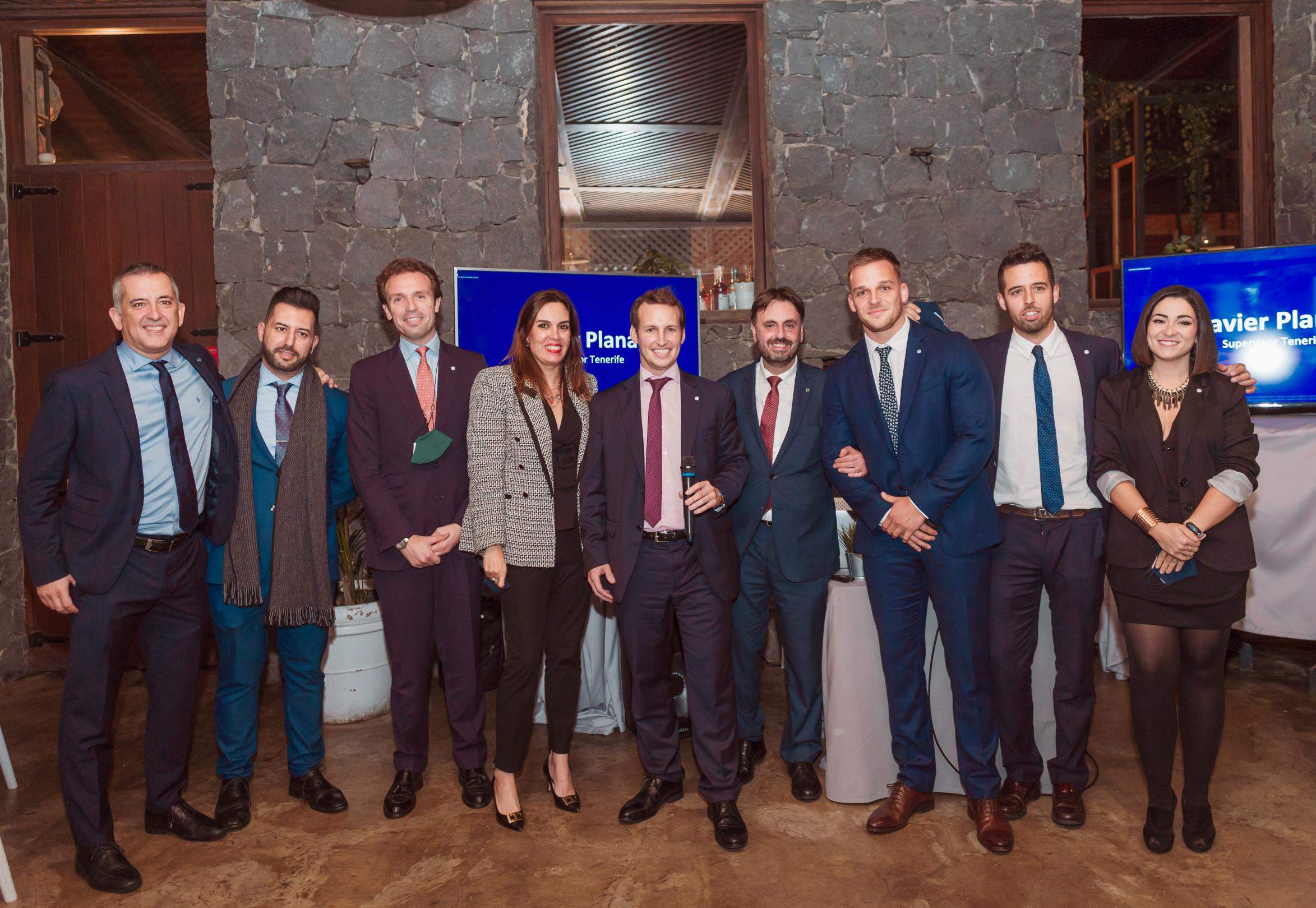 El equipo de Family Bankers de Banco Mediolanum en Tenerife./ MEDIOLANUM El equipo de Family Bankers de Banco Mediolanum en Tenerife./ MEDIOLANUM