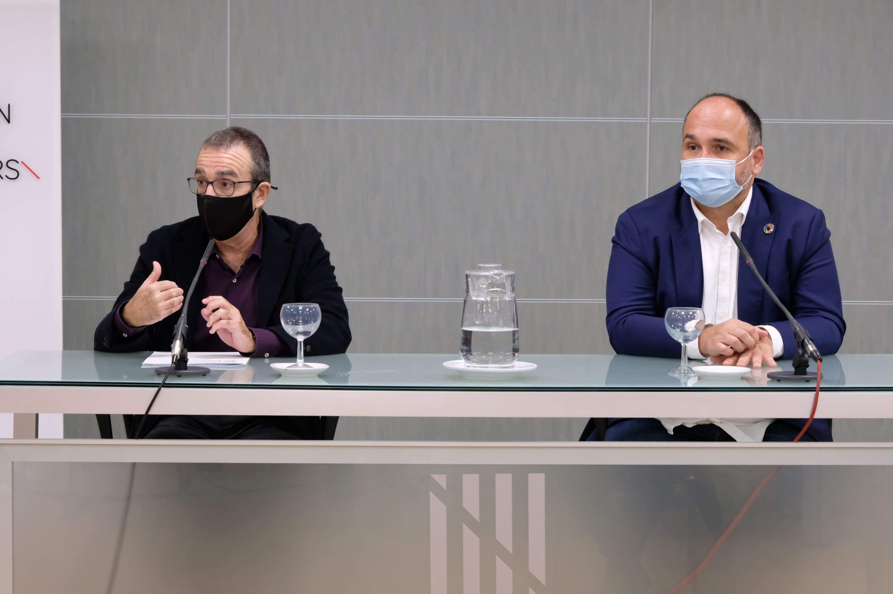 Los consejeros autonómicos Pedro Yllanes y José Antonio Valbuena. / Gobierno de Canarias 