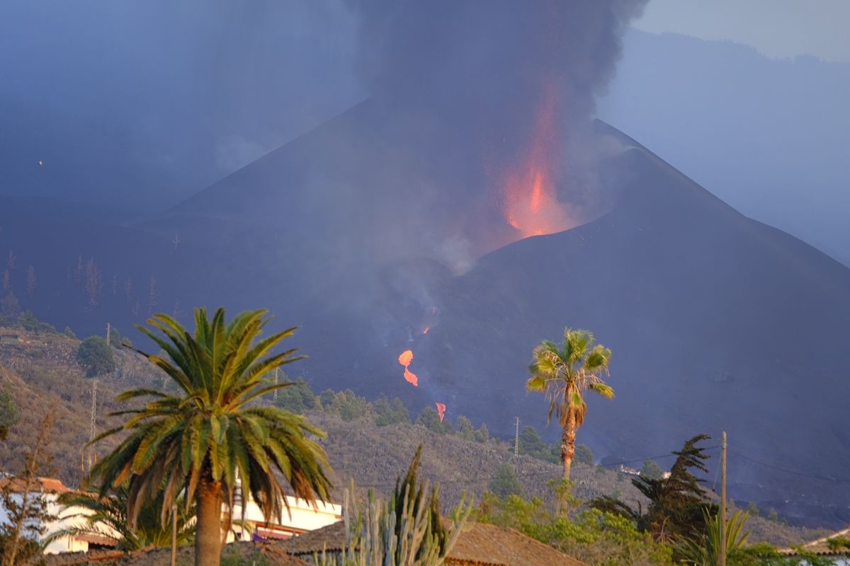 El volcán de La Palma durante la erupción. / Europa Press