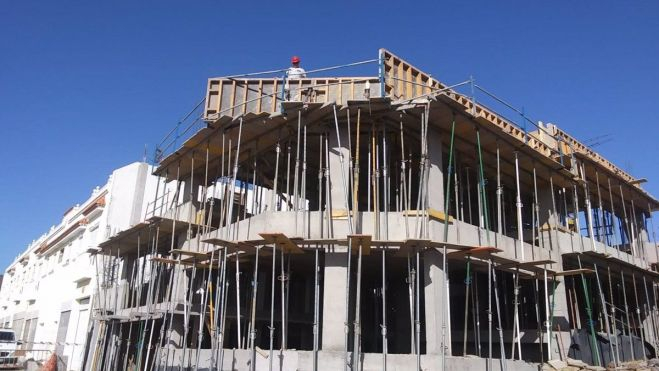 Construcción de viviendas en Canarias. / Archivo