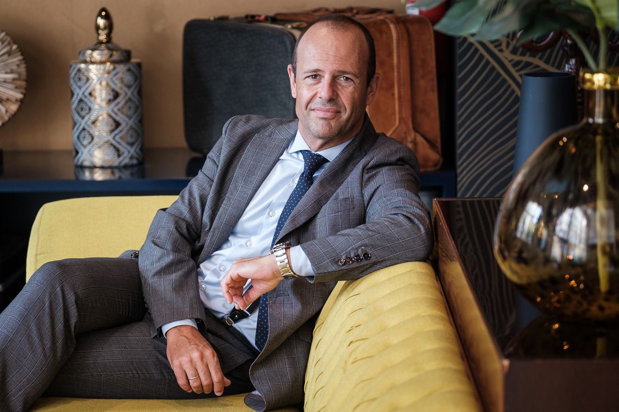 El nuevo director de Expansión y Relaciones Institucionales de Canarian Hospitality, Óscar Palacios. / Cedida