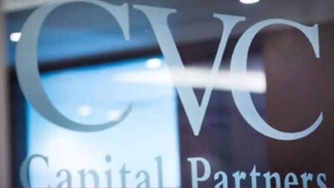 Siglas de CVC serigrafiadas / Imagen de redes