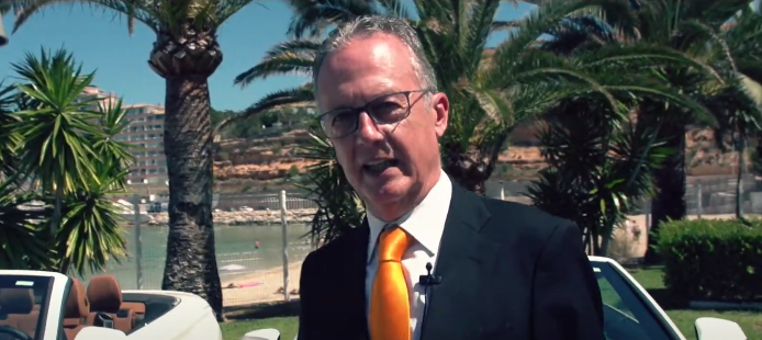 Estanislao de Mata durante una campaña promocional de Sixt. / SIXT