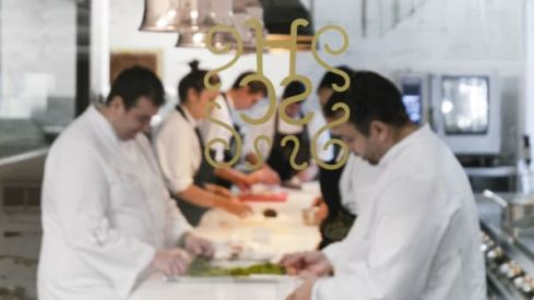 Proceso de elaboración de platos de Poemas By Hermanos Padrón./ The Fork. Proceso de elaboración de platos de Poemas By Hermanos Padrón./ The Fork.