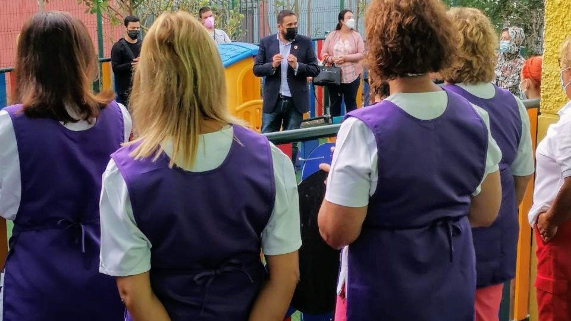 El concejal de Bienestar Social y Calidad de Vida, Rubens Ascanio en una de las Escuelas Infantiles. / Cedida