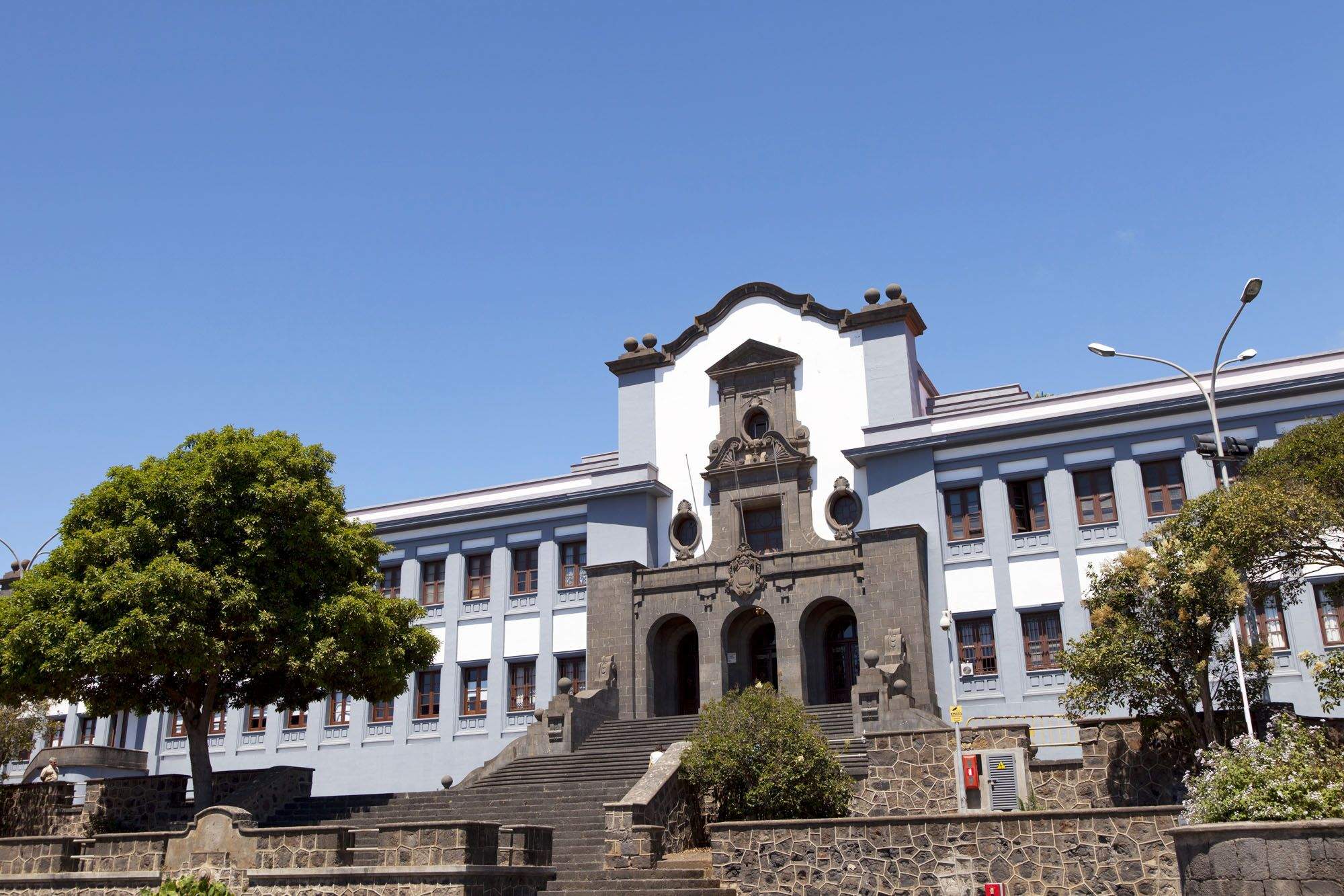 Imagen del Edificio Central de la Universidad de La Laguna en Canarias. / Fundación ULL