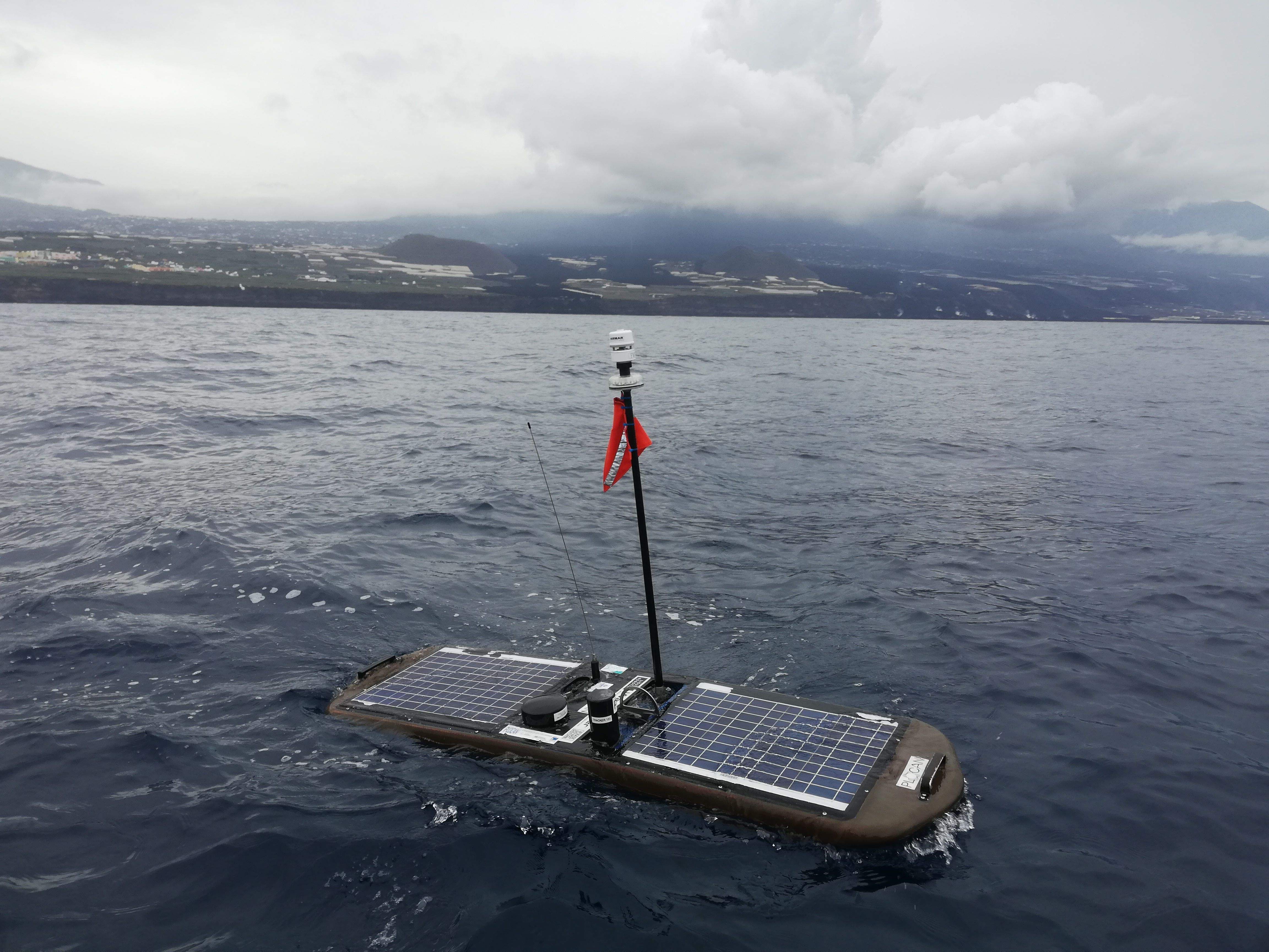 El vehículo wave glider que monitorizará las aguas de La Palma. / Cedida El vehículo wave glider que monitorizará las aguas de La Palma. / Cedida