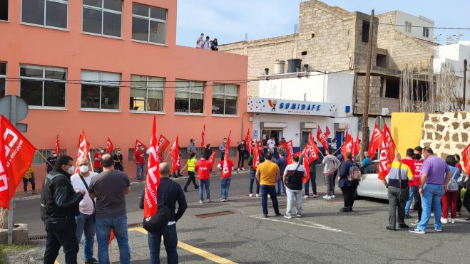 Manifestación de los trabajadores de Alsa-Guaguas Gumidafe. / CCOO