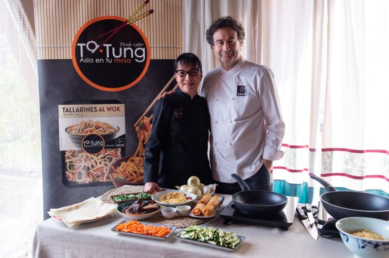 Pepe Rodriguez y Kav Ly, en la presentación de la nueva gama de productos / Foto Grupo Gallo